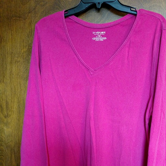 Lane Bryant Tops - Fuschia ling sleeve Lane Bryant 18/20